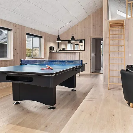 18 Person In Hasselberg